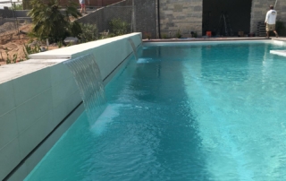 Sparkle Quartz White swimming pool