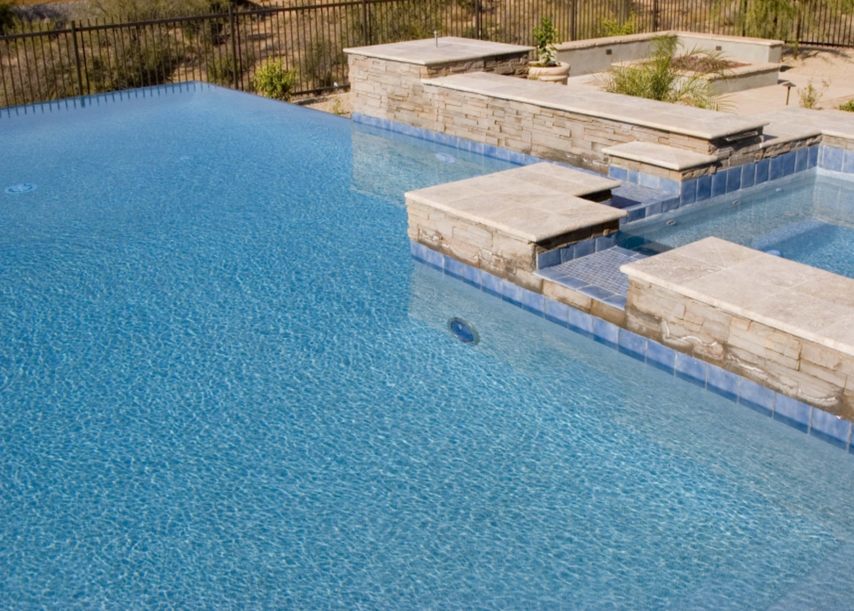 Finest Finish Arctic Coast Kona pool, spa and coping